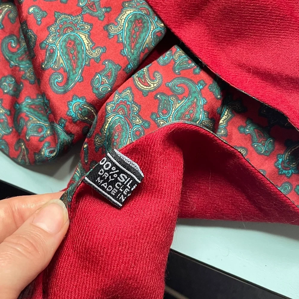VTG SILK AND WOOL (CASHMERE?) SCARF